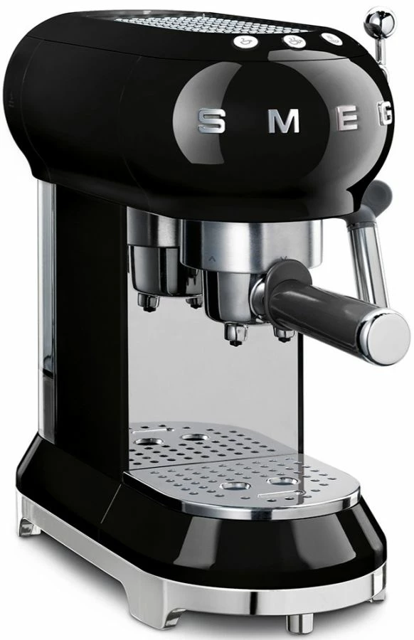 Smeg ECF01 Espresso Machine 3 Smeg ECF01 Espresso Machine