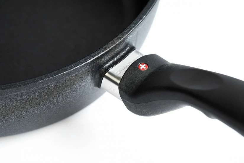 Swiss Diamond XD Induction Classic+ Fry Pan 4 Swiss Diamond XD Induction Classic+ Fry Pan - Image 2
